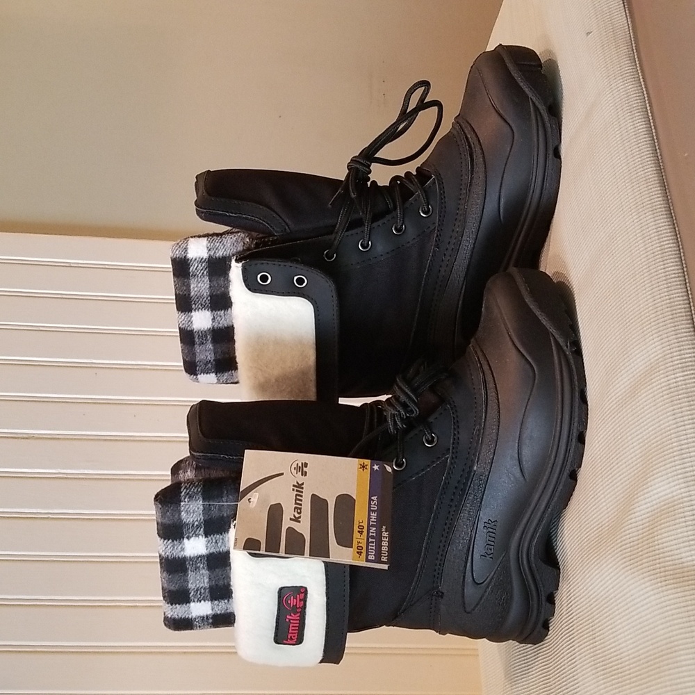 Kamik women's  winter boots size 7